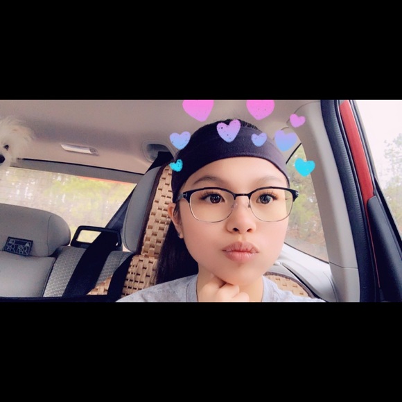 Meet your Posher, Joanna - Picture 3 of 4